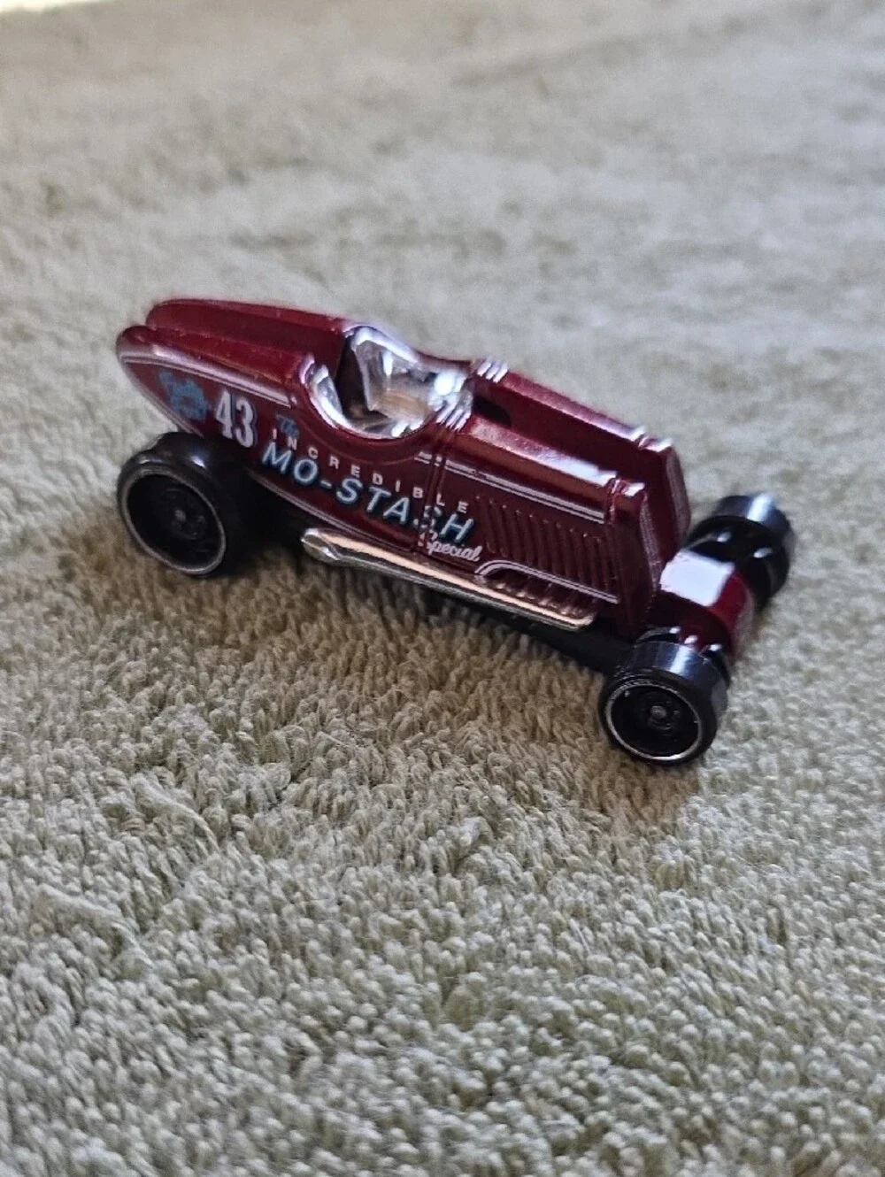 Mo-Stash Special #43 Metallic Red Die-Cast Toy Car